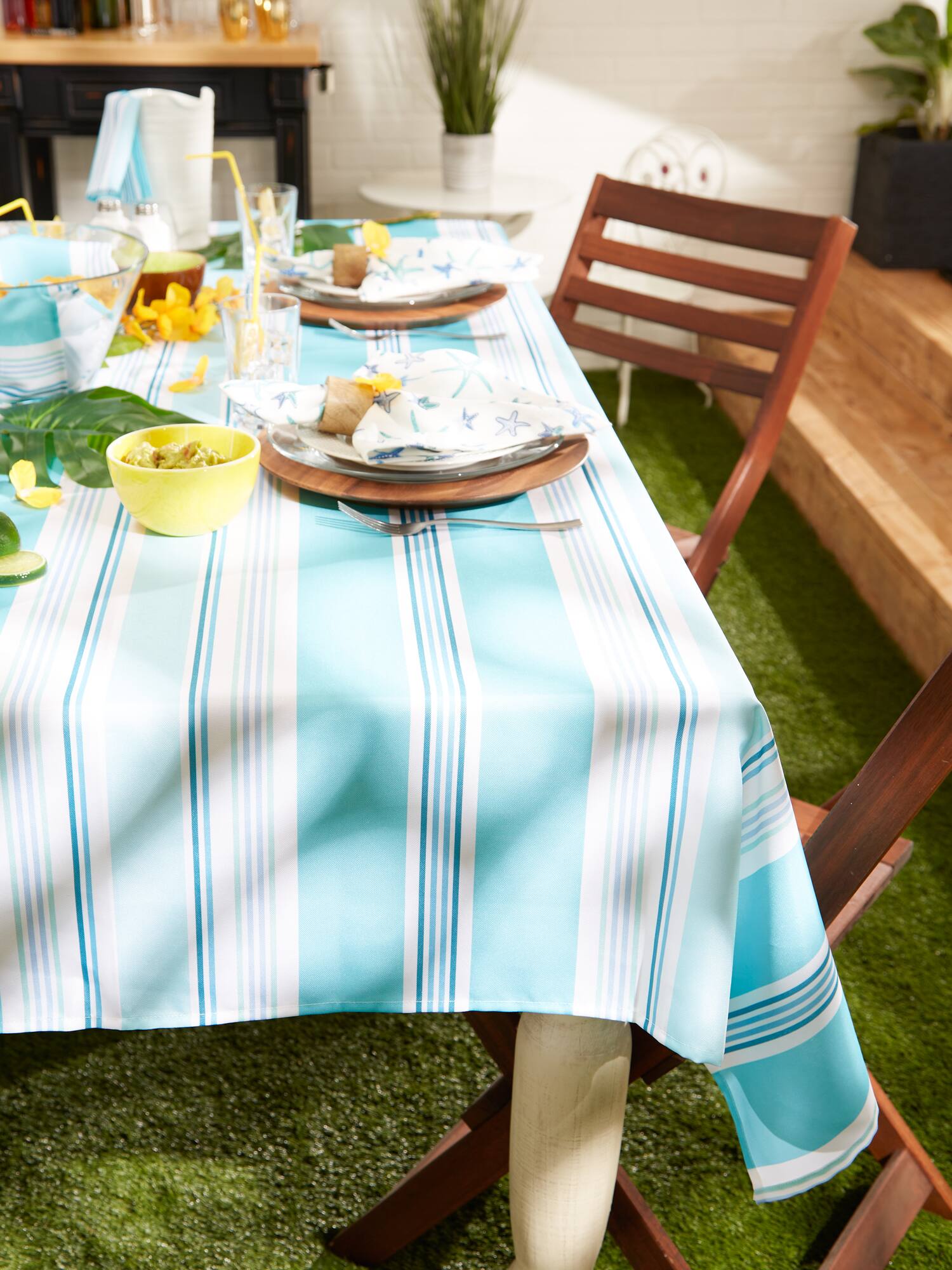 DII® Beach House Stripe Print Outdoor Tablecloth 60x120"